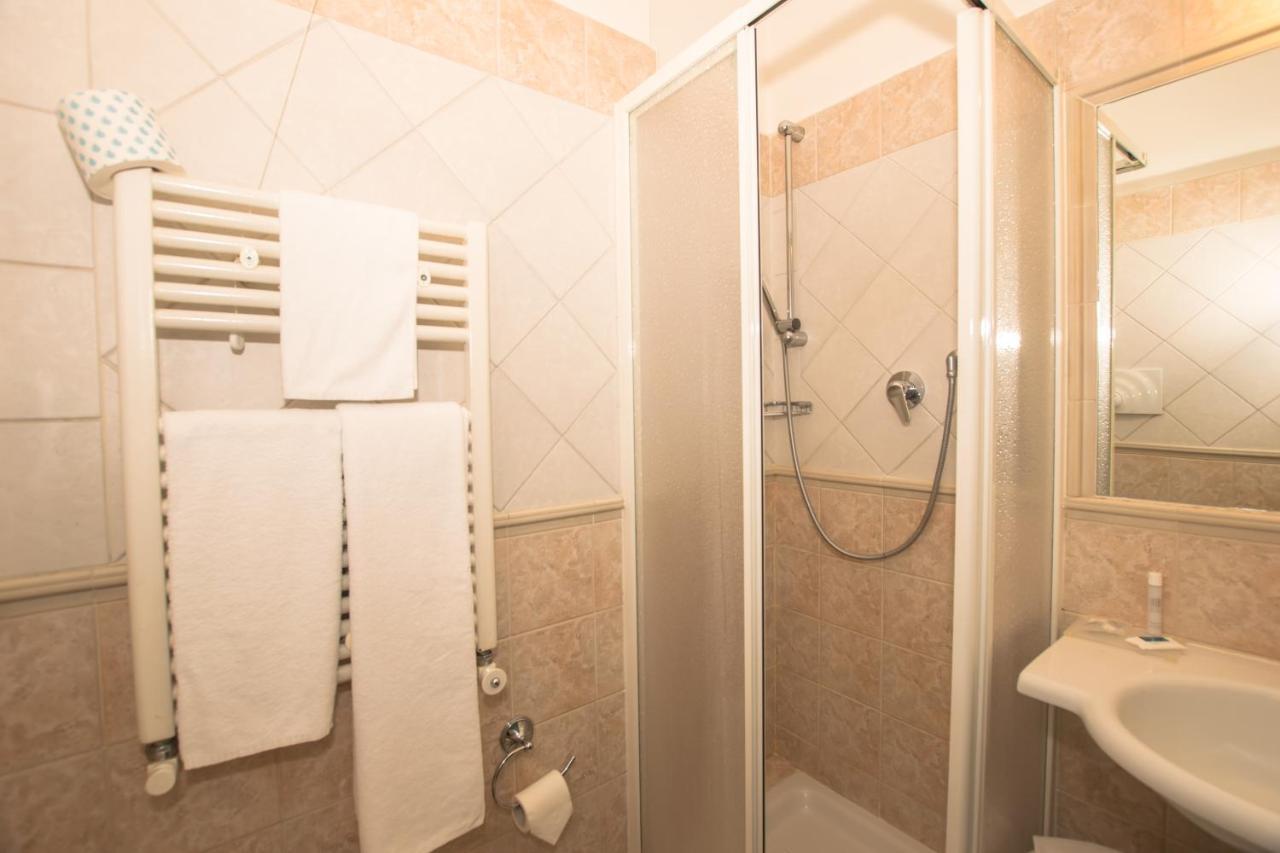 Hotel Europa İskenderiye Dış mekan fotoğraf